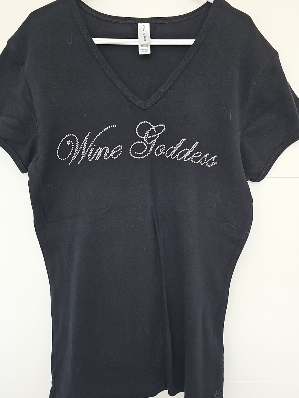 Wine Goddess Rhinestone Bkack V‑Neck Tee Sz S
